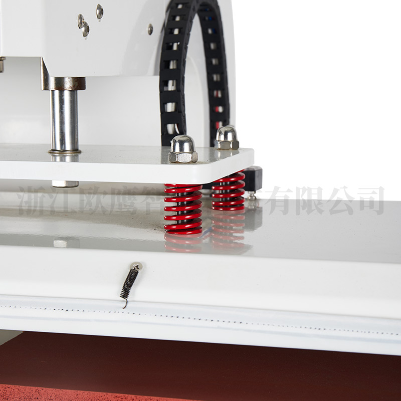 立式三加熱左右滑動熱壓機